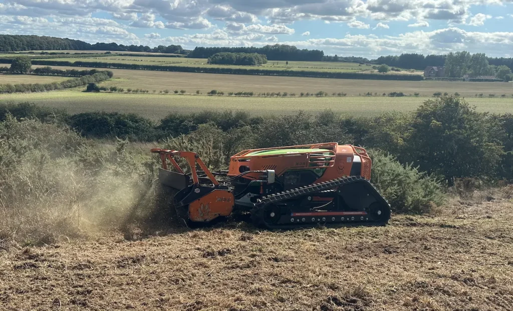 Remote-control site clearance Flail